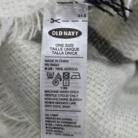 OLD NAVY OVERSIZE FLANNEL BLANKET SCARF CREAM PLAID SHAWL WRAP WOMEN OS COZY - Picture 8 of 12